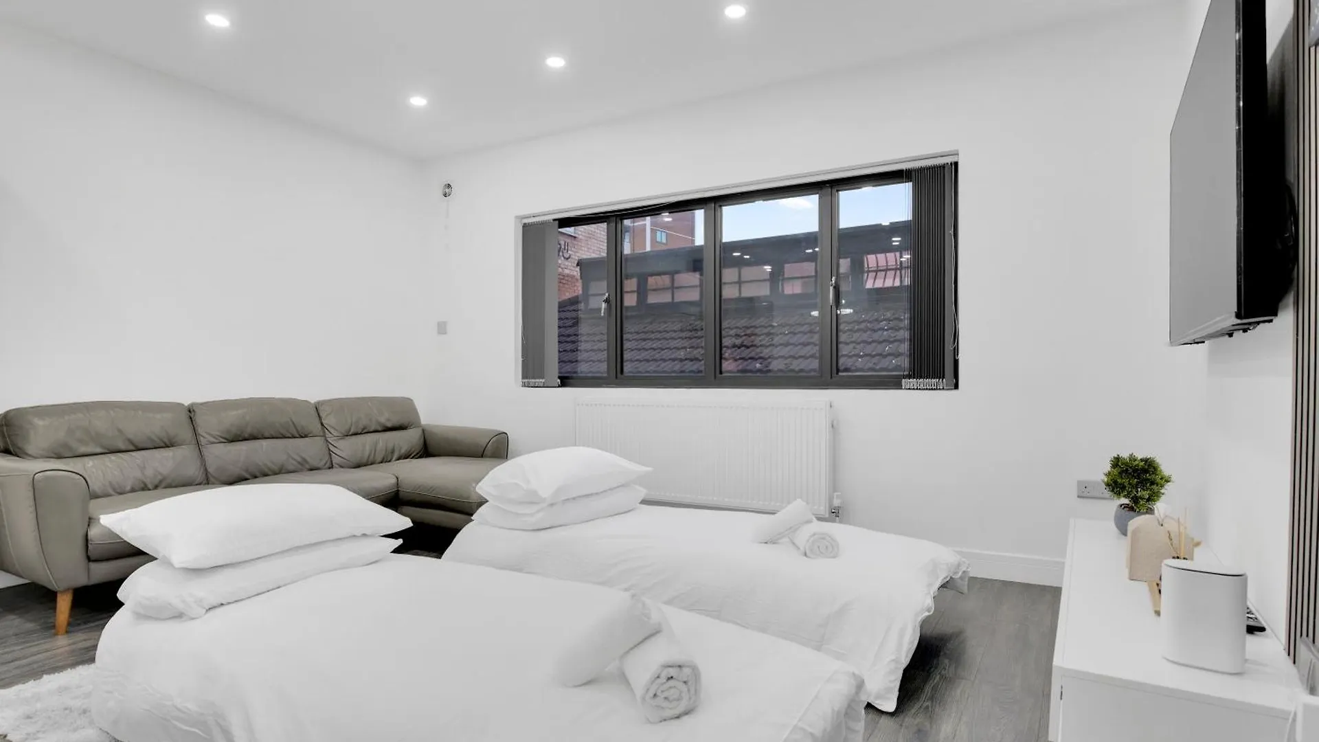 Apartment Skyline Studios Tower Bridge London