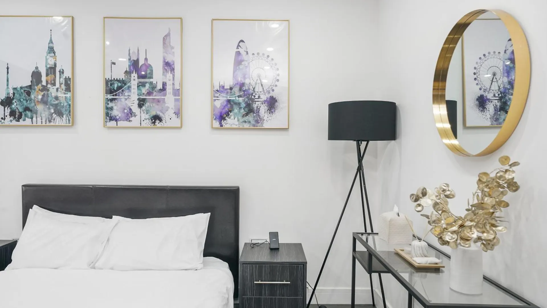 Apartment Skyline Studios Tower Bridge London United Kingdom